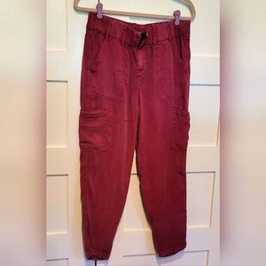 Laurie Felt Petite Lyocell Cargo Ankle Pants